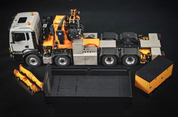 MAN TGS 3 8x4 mit Effer 1855 Kran RTR 1:14